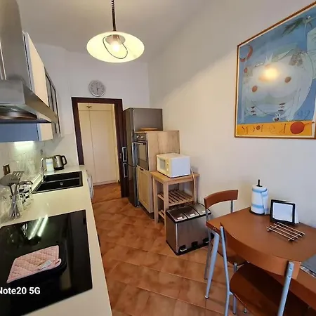 Domus Aureliae * Róma