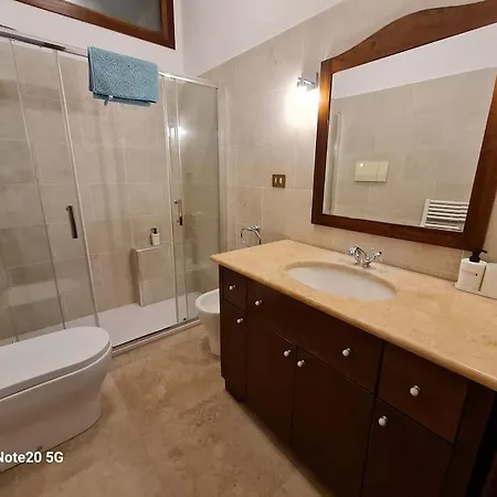 Domus Aureliae * Róma